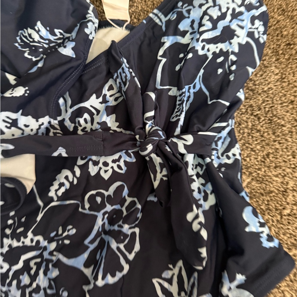 Cupshe Navy and Light Blue Floral Wrap One-Piece Swimsuit - Picture 3 of 6
